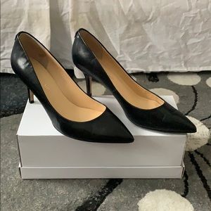 Black Ivanka Trump pumps